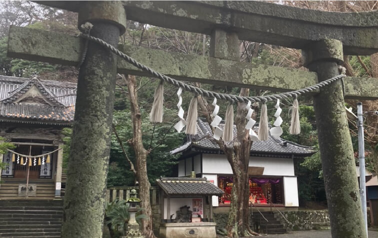 稲取八幡神社